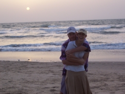 Kellie-And-Me-SunsetAtTheBeach-258x194.JPG